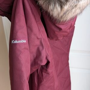 Columbia Burgundy Insulated Jacket